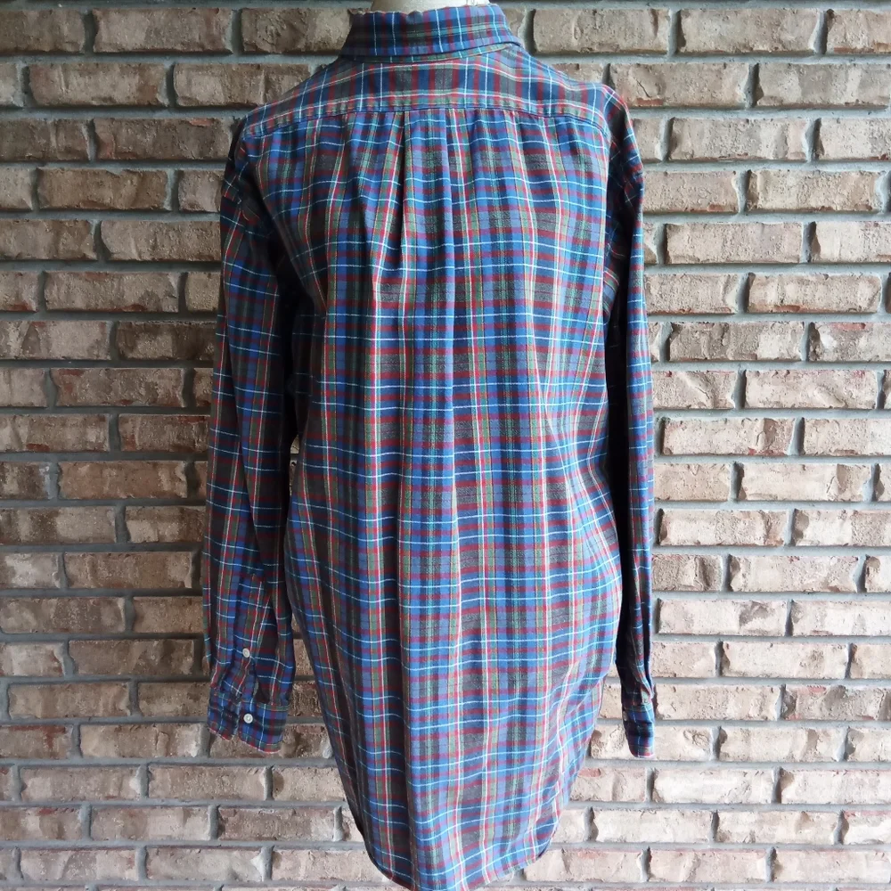 Ralph Lauren Men's Long Sleeve Button Down Shirt.